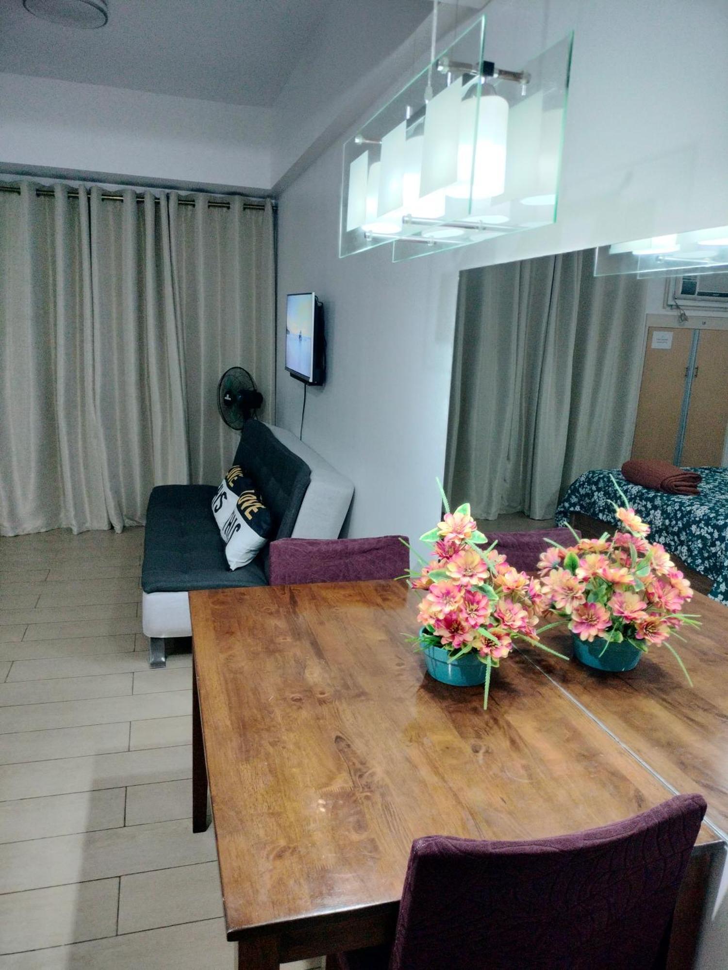 Condotel Near Airport Pasay Eksteriør bilde